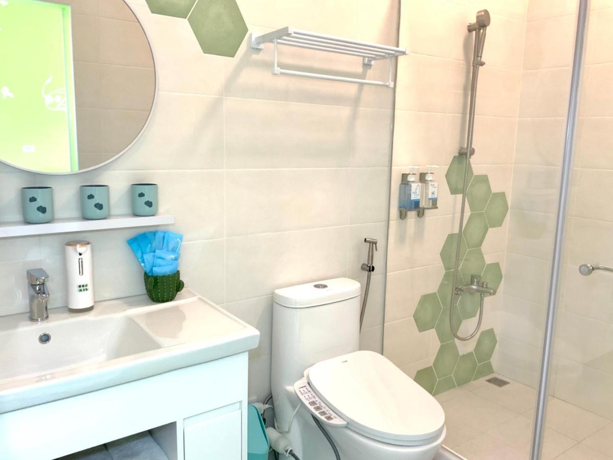 Blue And White Style Holiday B&B Guanshan Exteriör bild