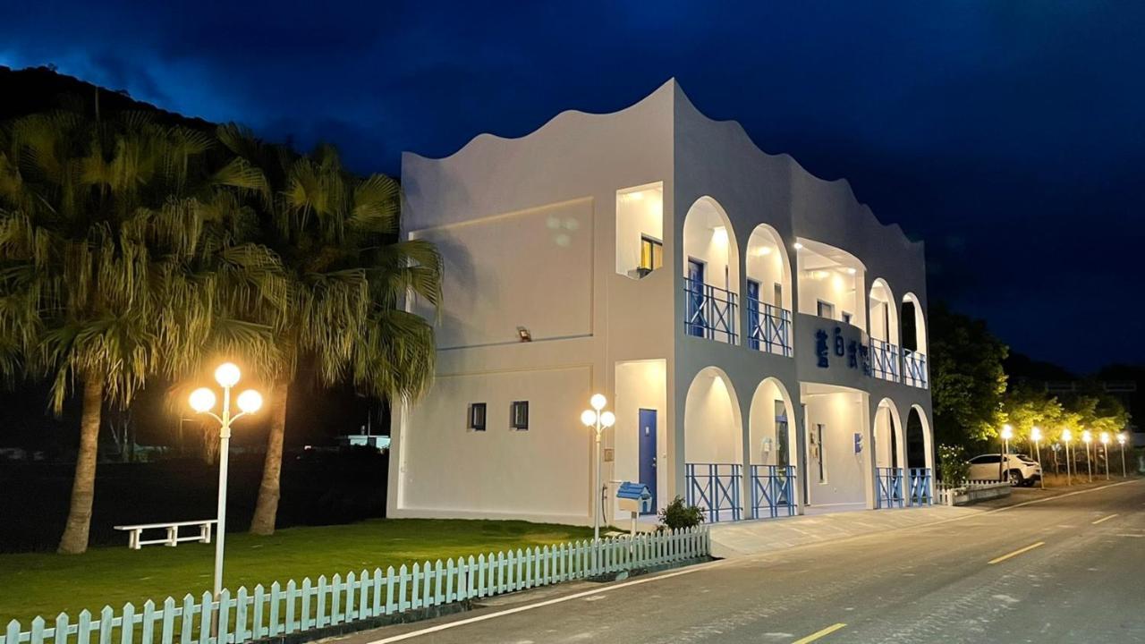 Blue And White Style Holiday B&B Guanshan Exteriör bild