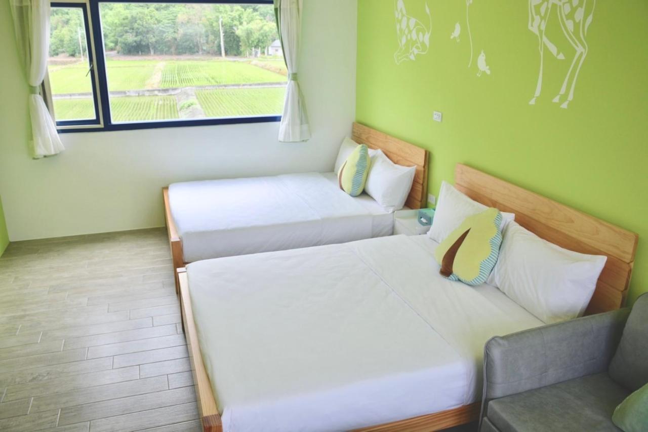 Blue And White Style Holiday B&B Guanshan Exteriör bild
